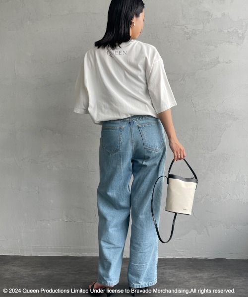 JEANS FACTORY （ジーンズファクトリー）の「[QUEEN/クイーン] QUEEN ロゴプリント ショートスリーブTシャツ（Tシャツ/カットソー・レディース・オフホワイト/ブラック・M/L/XL）」の8枚目の写真