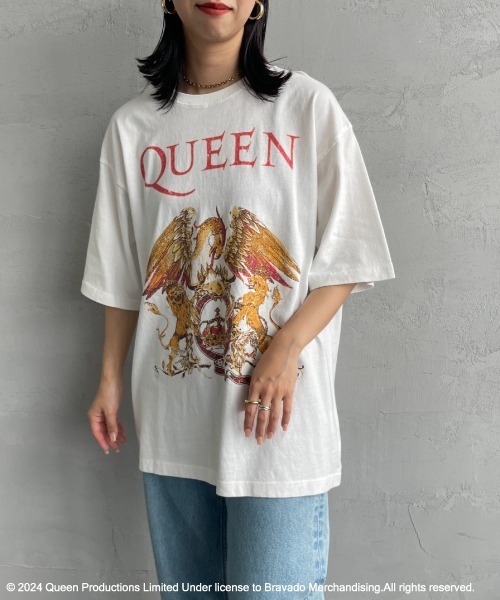 JEANS FACTORY （ジーンズファクトリー）の「[QUEEN/クイーン] QUEEN ロゴプリント ショートスリーブTシャツ（Tシャツ/カットソー・レディース・オフホワイト/ブラック・M/L/XL）」の9枚目の写真