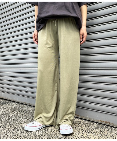 anap mimpi(アナップミンピ)の「ユルテロラフワイドパンツ(その他パンツ・レディース・ネイビー/カーキ/ブラック・FREE)」の6枚目の写真