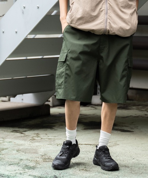 WEGO（ウィゴー）の「WEGO/ワイドカーゴショーツ（カーゴパンツ・メンズ・ブラック/カーキ・LARGE/MEDIUM）」の3枚目の写真