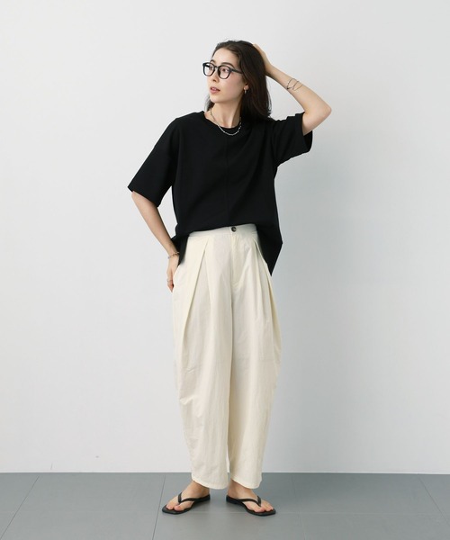 saloon（サルーン）の「SALOON(サルーン)/ナイロンタフタタックパンツ【洗濯機洗い可】（その他パンツ・レディース・ホワイト/ブラック/グリーン・SMALL/MEDIUM）」の4枚目の写真