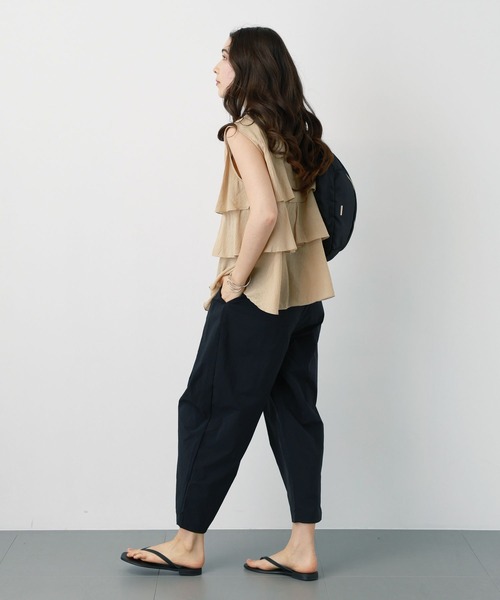 saloon（サルーン）の「SALOON(サルーン)/ナイロンタフタタックパンツ【洗濯機洗い可】（その他パンツ・レディース・ホワイト/ブラック/グリーン・SMALL/MEDIUM）」の17枚目の写真