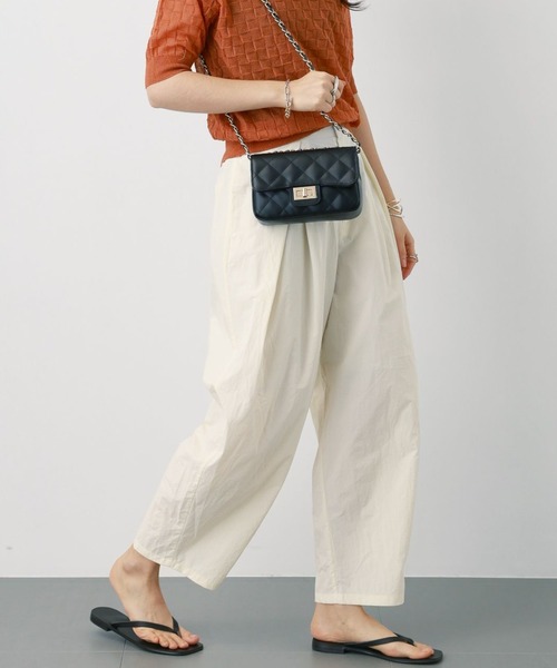 saloon（サルーン）の「SALOON(サルーン)/ナイロンタフタタックパンツ【洗濯機洗い可】（その他パンツ・レディース・ホワイト/ブラック/グリーン・SMALL/MEDIUM）」の14枚目の写真