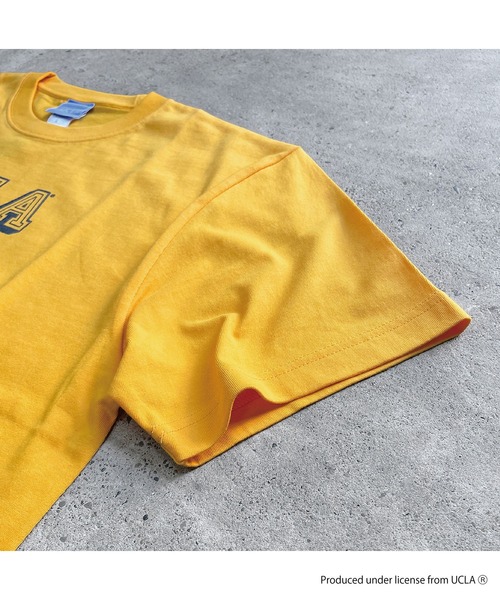 UCLA(ユーシーエルエー)の「UCLA カレッジブランド DOUBLE PRINTED Tシャツ(Tシャツ/カットソー・メンズ・ゴールド/ホワイト・L/M/XL)」の8枚目の写真