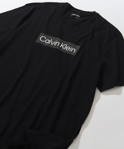 Calvin Klein(カルバン・クライン)の「【Calvin Klein/カルバンクライン】BOXロゴプリント ショートスリーブTシャツ(Tシャツ/カットソー・メンズ・ホワイト/ブラック・XL/L/M/S)」の5枚目の写真