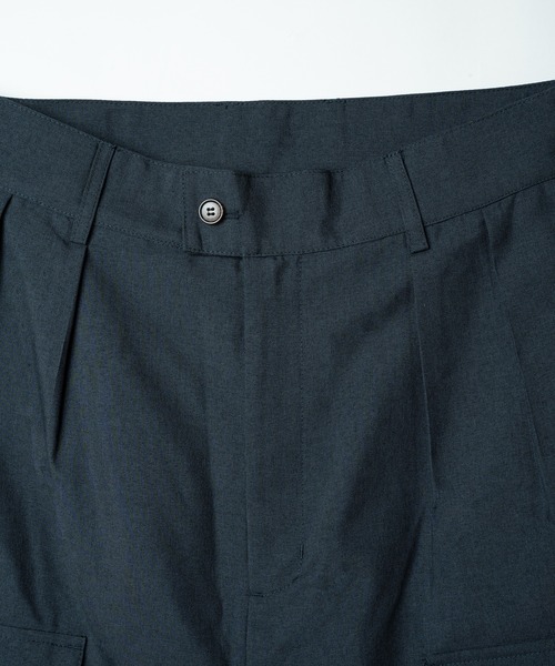 Be.Nection(ビネクション)の「2TACK CHAMBRAY SNOW PANTS / 2タックシャンブレースノーパンツ(スラックス・メンズ・チャコール/ベージュ・MEDIUM/LARGE)」の19枚目の写真