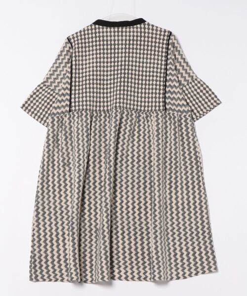 ROSE BUD(ローズバッド)の「チュニックワンピース(チュニック・レディース・ブラック/ベージュ・FREE)」の17枚目の写真