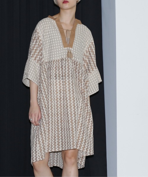 ROSE BUD(ローズバッド)の「チュニックワンピース(チュニック・レディース・ブラック/ベージュ・FREE)」の1枚目の写真