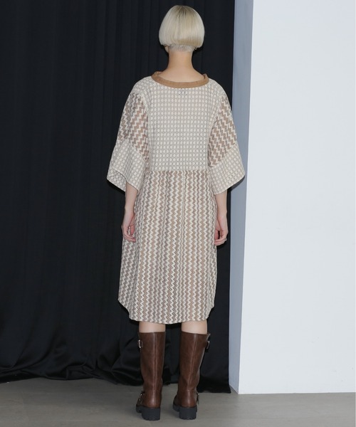 ROSE BUD(ローズバッド)の「チュニックワンピース(チュニック・レディース・ブラック/ベージュ・FREE)」の11枚目の写真