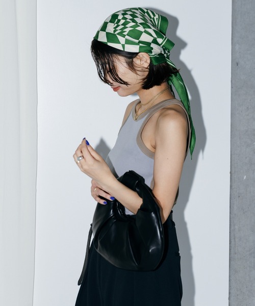 LIENCOEUR（リアンクール）の「ホルターネックバイカラータンク（タンクトップ・レディース・ベージュ/ホワイト/ライトブルー・FREE）」の6枚目の写真