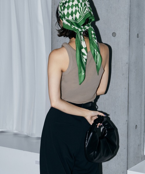 LIENCOEUR（リアンクール）の「ホルターネックバイカラータンク（タンクトップ・レディース・ベージュ/ホワイト/ライトブルー・FREE）」の7枚目の写真