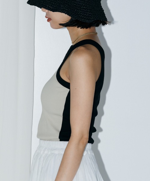 LIENCOEUR（リアンクール）の「ホルターネックバイカラータンク（タンクトップ・レディース・ベージュ/ホワイト/ライトブルー・FREE）」の22枚目の写真