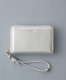 Beau're（ヴュレ）の「【BEAURE】カウレザー ハンドストラップ付きB7ウォレット B-24097（財布）」