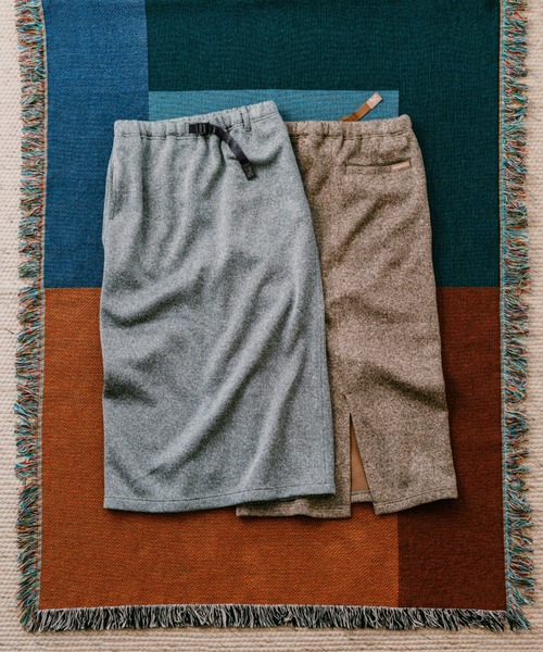 Gramicci（グラミチ）の「【ビームスの百名品】【別注】Gramicci /  ニット フリース スカート（スカート・レディース・ブラック/ブラック系その他2/ヘザーグレー・MEDIUM/SMALL）」の4枚目の写真