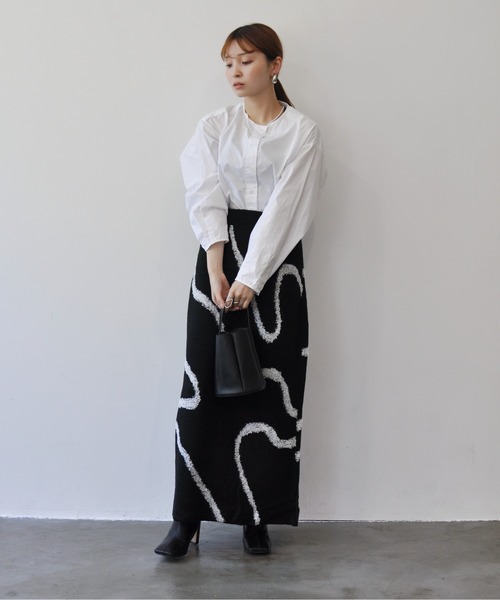 Meli rich(メリーリッチ)の「ラインジャガードニットナロースカート(スカート・レディース・アイボリー/ブラック/グレー・FREE)」の17枚目の写真