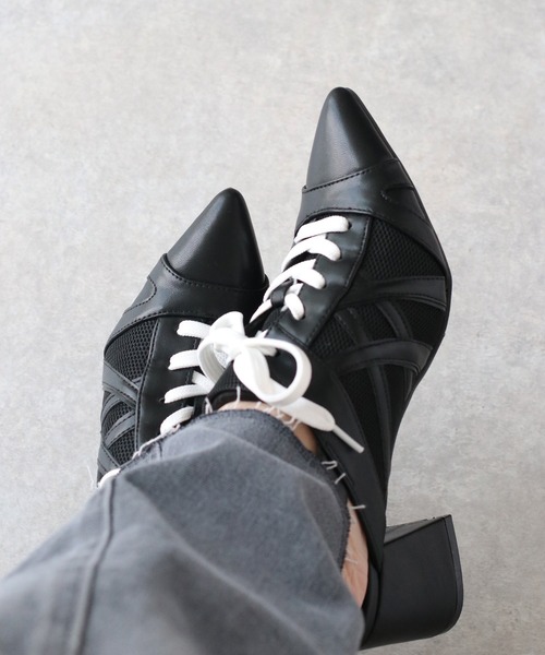 cepo（セポ）の「レースアップポインテッドトゥスニーカーパンプス（パンプス・レディース・ブラック/オフホワイト・M/L）」の10枚目の写真