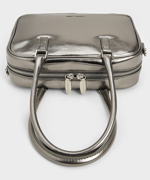 CHARLES & KEITH（チャールズ & キース）の「Sianna シアンナ テクスチャーボウリングバッグ（ボストンバッグ・レディース・スミクロ/ライトグレー/クリアブラウン・M）」の9枚目の写真