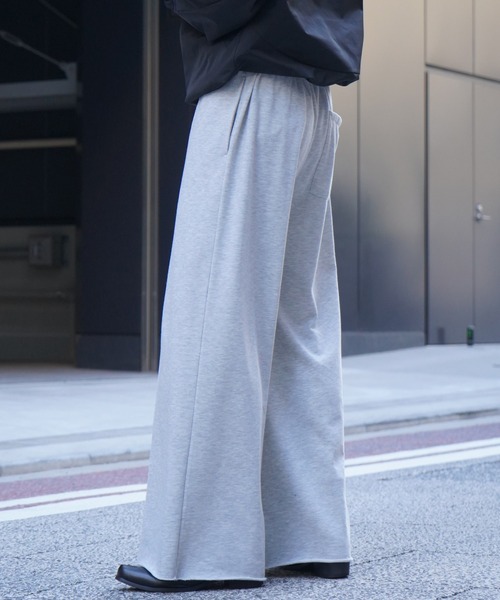 Confirm(コンファーム)の「裾カットオフ センターピンタック ワイドストレートスラックス 裏毛スウェットパンツ【Confirm】(スウェットパンツ・メンズ・ブラック/杢グレー/アッシュグレー・L/M)」の17枚目の写真