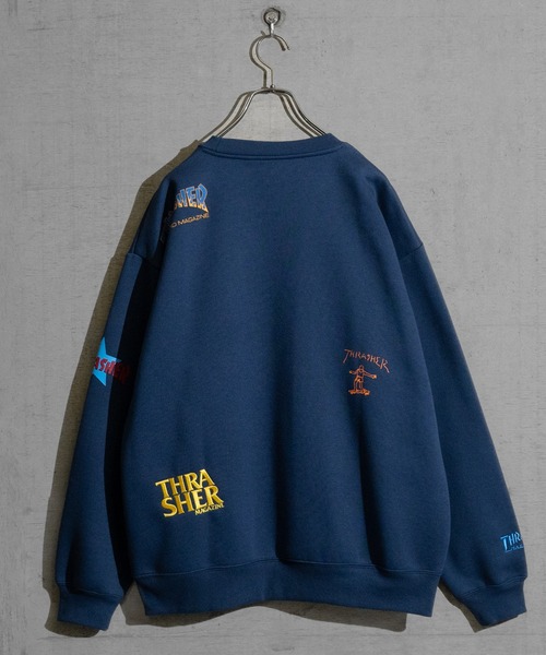 【at】〔THRASHER/スラッシャー〕裏起毛 総柄プリント＆刺繍 クルーネック ビッグスウェット（スウェット）｜THRASHER（スラッシャー）