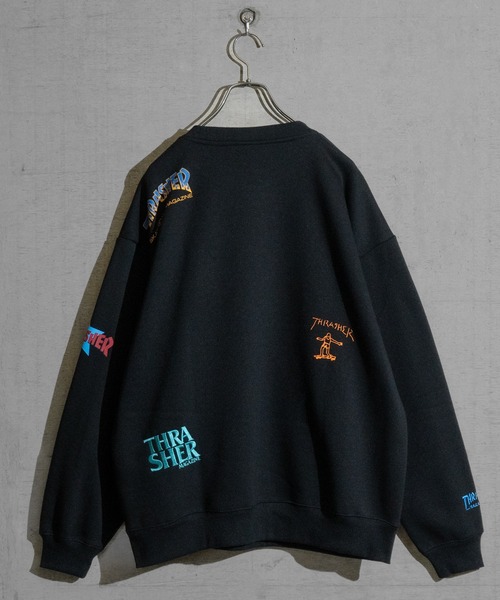 【at】〔THRASHER/スラッシャー〕裏起毛 総柄プリント＆刺繍 クルーネック ビッグスウェット（スウェット）｜THRASHER（スラッシャー）