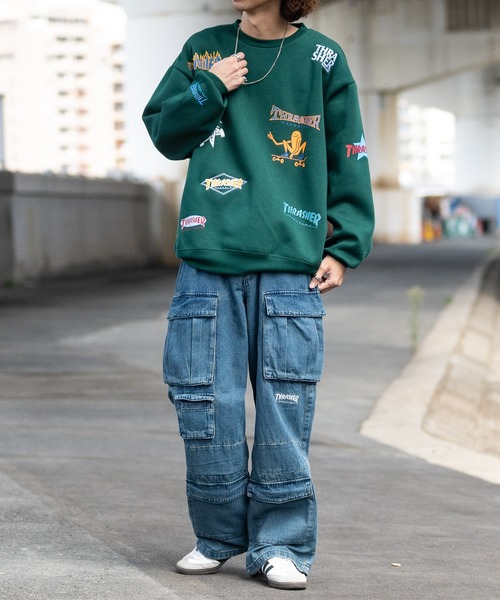 【at】〔THRASHER/スラッシャー〕裏起毛 総柄プリント＆刺繍 クルーネック ビッグスウェット（スウェット）｜THRASHER（スラッシャー）