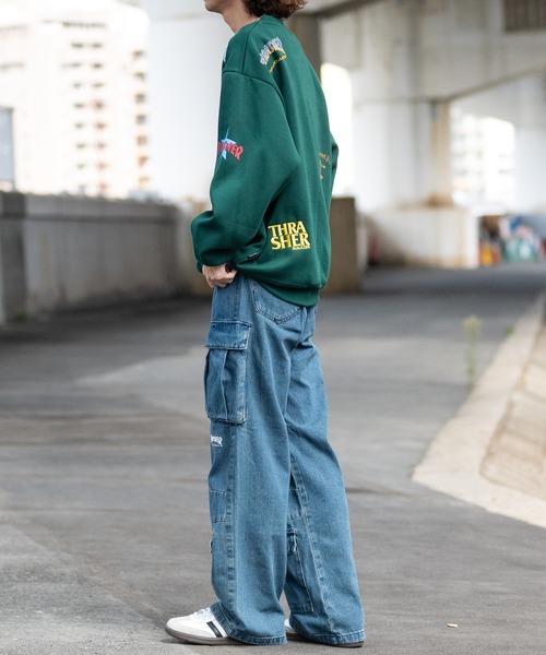 【at】〔THRASHER/スラッシャー〕裏起毛 総柄プリント＆刺繍 クルーネック ビッグスウェット（スウェット）｜THRASHER（スラッシャー）