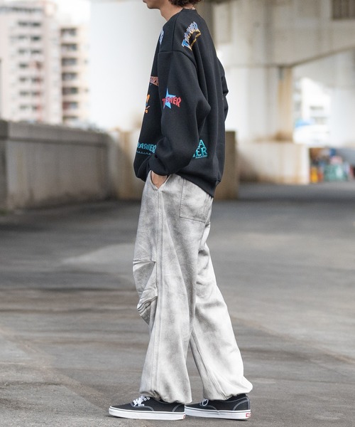【at】〔THRASHER/スラッシャー〕裏起毛 総柄プリント＆刺繍 クルーネック ビッグスウェット（スウェット）｜THRASHER（スラッシャー）