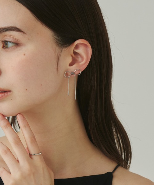 ciite' surgical stainless（シーテサージカルステンレス）の「【 金属アレルギー対応 】 リボンデザインピアス サージカルステンレス   (両耳用)（ピアス（両耳用）・レディース・シルバー/ゴールド・FREE）」の7枚目の写真