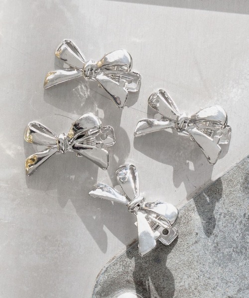 GLOBAL WORK(グローバルワーク)の「メタルミニリボンピン/AND YUA ANY/232270(ヘアピン・キッズ・シルバー/ゴールド・FREE)」の6枚目の写真