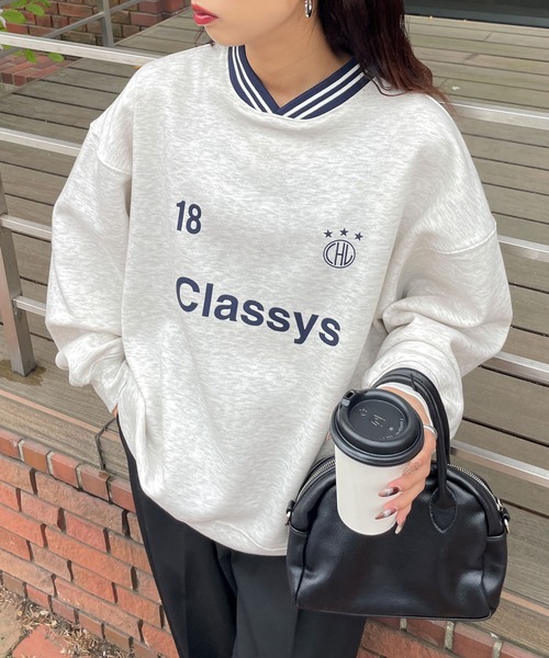 セール】襟付きゲームロゴVネックスウェット（スウェット