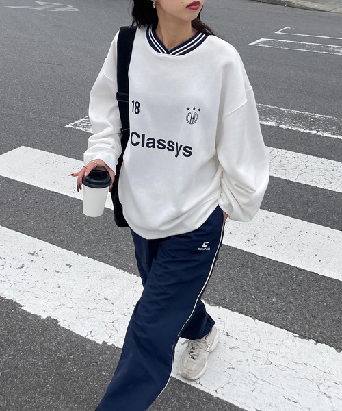 Chillfar（チルファー）の「襟付きゲームロゴVネックスウェット