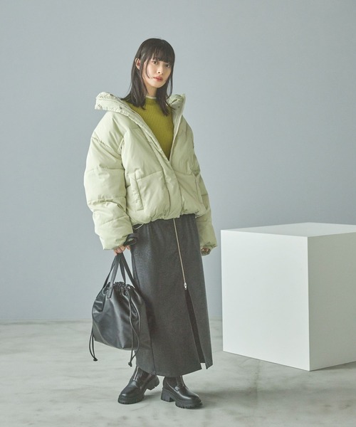 LAKOLE(ラコレ)の「パファージャケット / 128969(ブルゾン・レディース・レモンイエロー/ブラック/アイボリー・MEDIUM/SMALL)」の9枚目の写真