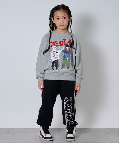 X-girl Stages（エックスガールステージス）の「ガールイラストトレーナー（スウェット・キッズ・トップグレー/ブラック・80ｃｍ/90cm/100cm/110cm/120cm/130cm/140cm）」の17枚目の写真