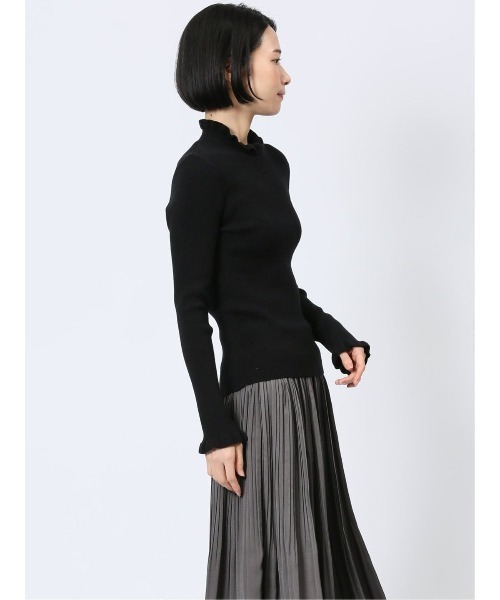 MARBLE WALTS（マーブルワルツ）の「【ストレッチ ハンドウォッシャブル 】MARBLE WALTS フリルネック リブニットプルオーバー（ニット/セーター・レディース・ホワイト/ブラック/ピンク系その他・MEDIUM/LARGE）」の11枚目の写真