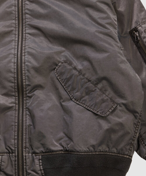 WHO'S WHO gallery（フーズフーギャラリー）の「【Sourcream/サワークリーム】バラモチーフMA1（ブルゾン・レディース・チャコールグレー/ブラック/カーキ・FREE）」の18枚目の写真