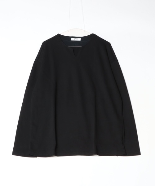 Vネックシンプルトップス（Tシャツ/カットソー）｜Otte（オッテ