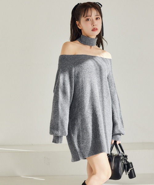 one after another NICE CLAUP(ワンアフターアナザーナイスクラップ)の「チョーカー付きオフショルニットワンピース(ワンピース・レディース・オフホワイト/ピンク/チャコールグレー/ベージュ・FREE)」の14枚目の写真