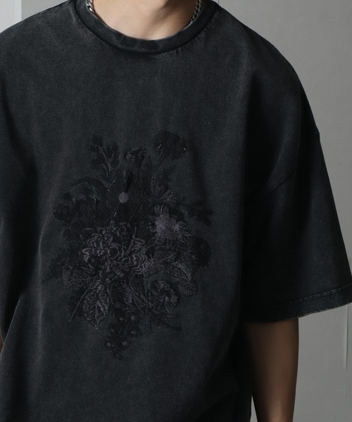 welise（ウェライズ）の「【welise/ウェライズ】＜Embroidery＞レトロフラワー スノーヴィンテージダイ加工 オーバーサイズ半袖Tシャツ（Tシャツ/カットソー・メンズ・ブラック系その他4/ブラック系その他2/ブラック系その他/ブラック系その他3・S/M/L）」の10枚目の写真