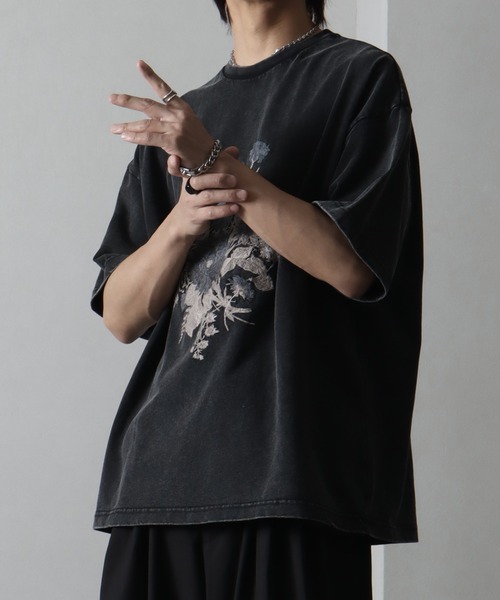 welise（ウェライズ）の「【welise/ウェライズ】＜Embroidery＞レトロフラワー スノーヴィンテージダイ加工 オーバーサイズ半袖Tシャツ（Tシャツ/カットソー・メンズ・ブラック系その他4/ブラック系その他2/ブラック系その他/ブラック系その他3・S/M/L）」の15枚目の写真