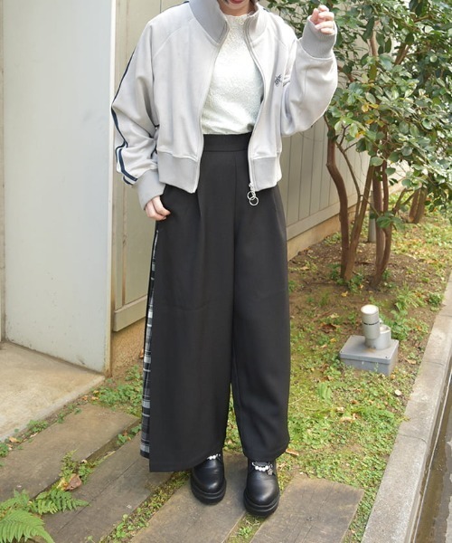 axes femme（アクシーズファム）の「サイドチェックワイドパンツ（その他パンツ・レディース・ネイビー/ブラック・FREE）」の10枚目の写真