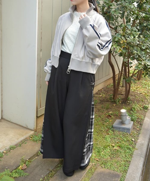 axes femme（アクシーズファム）の「サイドチェックワイドパンツ（その他パンツ・レディース・ネイビー/ブラック・FREE）」の13枚目の写真