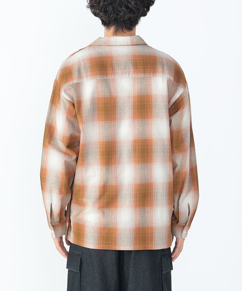 BEAMS HEART（ビームスハート）の「カラミ オンブレーチェック オープンカラーシャツ（シャツ/ブラウス・メンズ・ブラウン系その他4/ブルー・MEDIUM/LARGE/SMALL）」の16枚目の写真