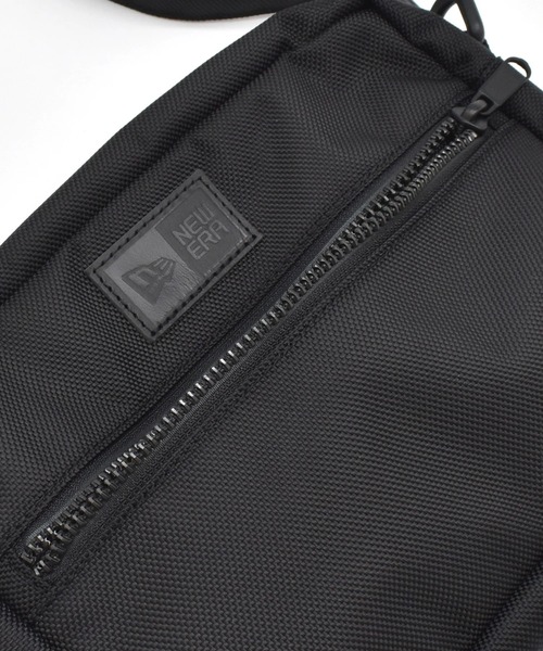 NEW ERA(ニューエラ)の「【ムラサキスポーツ別注】NEW ERA/ニューエラ ショルダーバック S POUCH LARGE MS 14699378(ショルダーバッグ・メンズ・ブラック・FREE)」の10枚目の写真