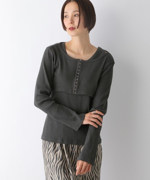 LEPSIM（レプシィム）の「フロントホックプルオーバー《2点セット》　253187（Tシャツ/カットソー・レディース・チャコールグレー/グリーン系その他・FREE）」の4枚目の写真