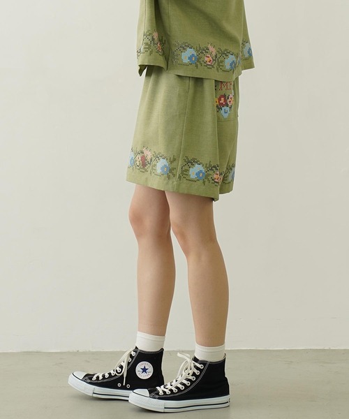 MILKFED.(ミルクフェド)の「CROSS STITCH STYLE SHORTS(その他パンツ・レディース・ライトグリーン/ネイビー/オフホワイト・ONE SIZE)」の9枚目の写真