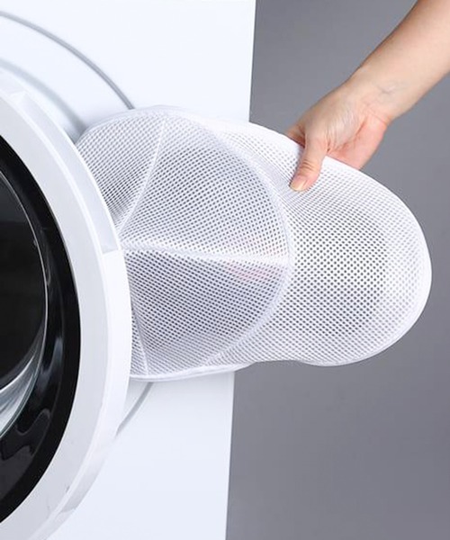CALIFORNIA OUTFITTERS（カリフォルニア アウトフィッターズ）の「3-3A32 キャップ ウォッシュ ネット 型崩れ防止 洗濯 固定ホルダー（ランドリーグッズ・レディース・ホワイト/ホワイト×ブルー・ONESIZE）」の8枚目の写真