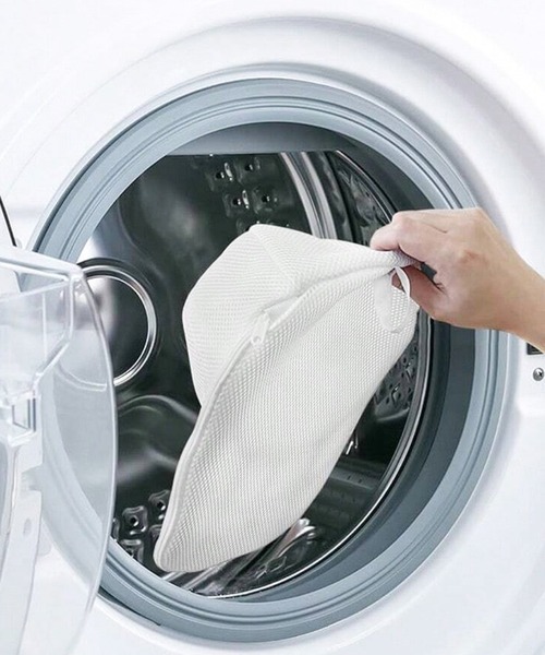 CALIFORNIA OUTFITTERS（カリフォルニア アウトフィッターズ）の「3-3A32 キャップ ウォッシュ ネット 型崩れ防止 洗濯 固定ホルダー（ランドリーグッズ・レディース・ホワイト/ホワイト×ブルー・ONESIZE）」の12枚目の写真