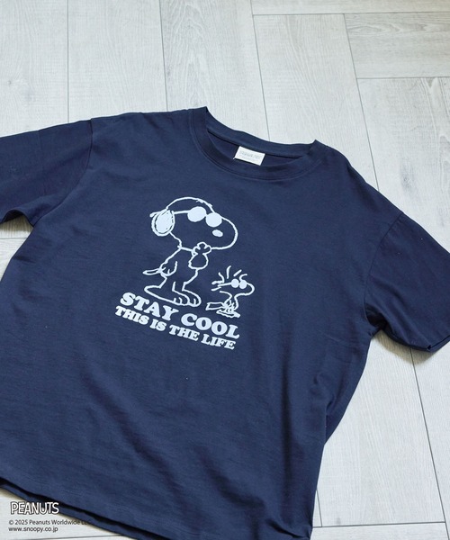 PEANUTS（ピーナッツ）の「【PEANUTS/ピーナッツ】SNOOPY/スヌーピー＆ウッドストックフロッキープリントTシャツ（Tシャツ/カットソー・レディース・オフホワイト/ピンク/モカ/ネイビー・M/L/LL/3L）」の15枚目の写真