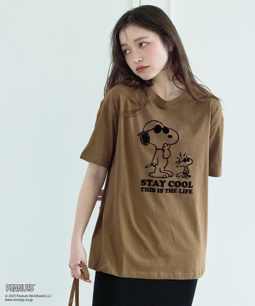 PEANUTS（ピーナッツ）の「【PEANUTS/ピーナッツ】SNOOPY/スヌーピー＆ウッドストックフロッキープリントTシャツ（Tシャツ/カットソー・レディース・オフホワイト/ピンク/モカ/ネイビー・M/L/LL/3L）」の19枚目の写真