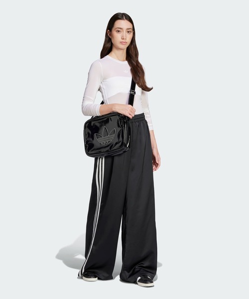 adidas（アディダス）の「アディカラー シアー スリーストライプス 長袖Tシャツ / ロンT / アディダスオリジナルス adidas Originals（Tシャツ/カットソー・レディース・ホワイト/ブラック・MEDIUM/SMALL/X-SMALL/XX-LARGE/3XL/LARGE/X-LARGE）」の6枚目の写真